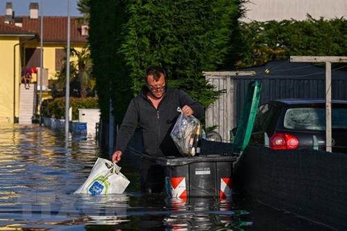 Lãnh đạo Việt Nam gửi điện thăm hỏi lũ lụt tại Italy